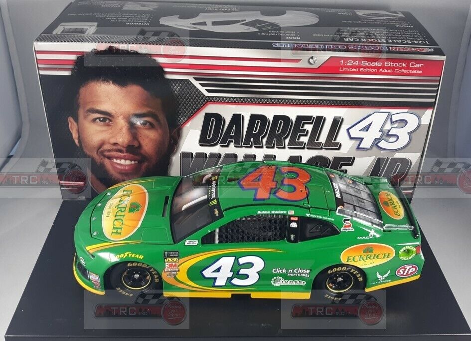 Darrell 'Bubba' Wallace Jr 2018 Lionel 1/24 #43 Eckrich Chevy Camaro ZL1 Diecast