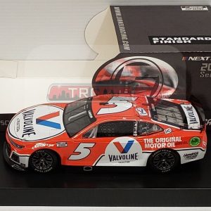 Kyle Larson 2022 Lionel Racing 1/24 #5 Valvoline NEXT GEN ELITE Chevy Camaro Diecast Car