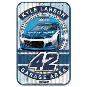 Kyle Larson 2018 Wincraft #42 Credit One 11x17 Garage Area Sign