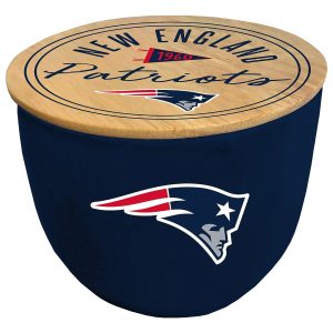 New England Patriots Pegasus Sports NFL Logo 16 Oz Ceramic Candle