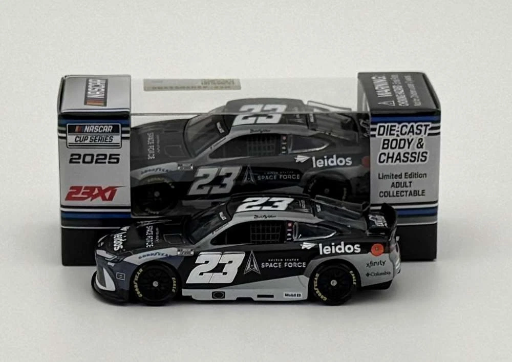 Bubba Wallace 2025 Lionel #23 US Space Force/Leidos Toyota Camry 1/64 - Image 2