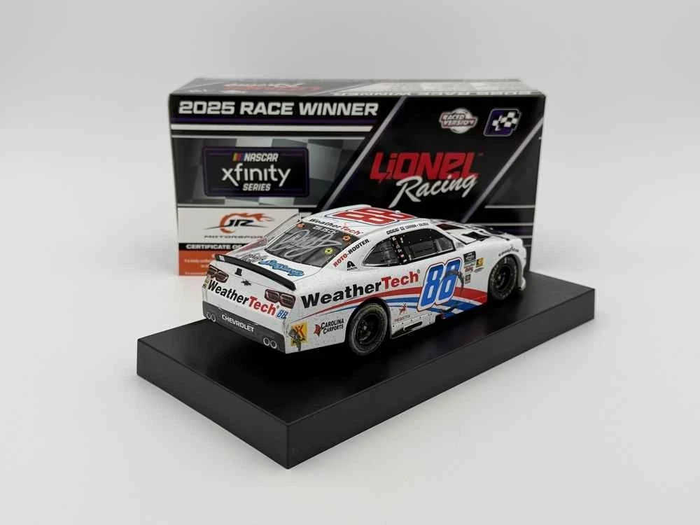 Connor Zilisch 2025 Lionel #88 WeatherTech Indy Raced Win DUAL AUTOGRAPHED 1/24 - Image 5