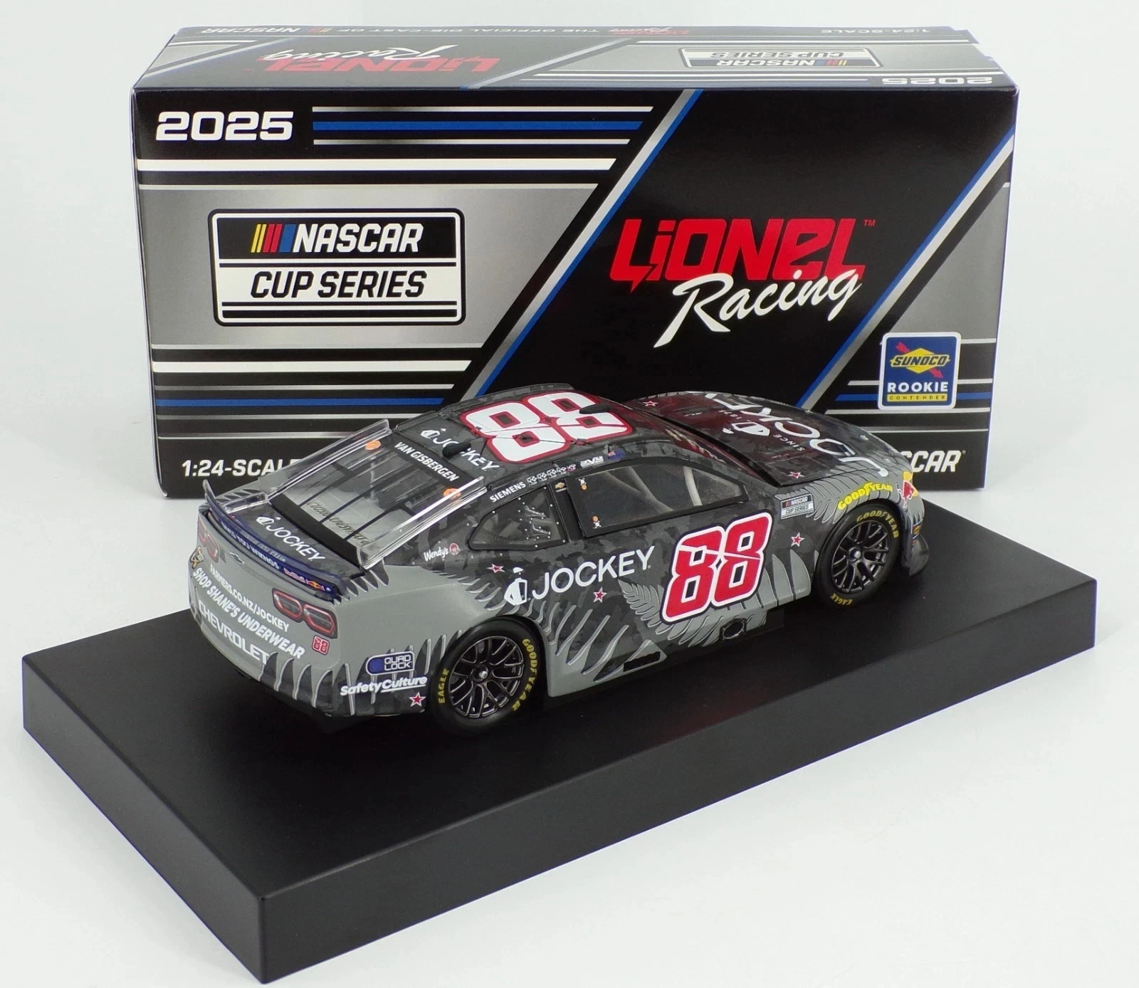 Shane Van Gisbergen 2025 Lionel #88 Jockey New Zealand Chevy Camaro 1/24 - Image 4