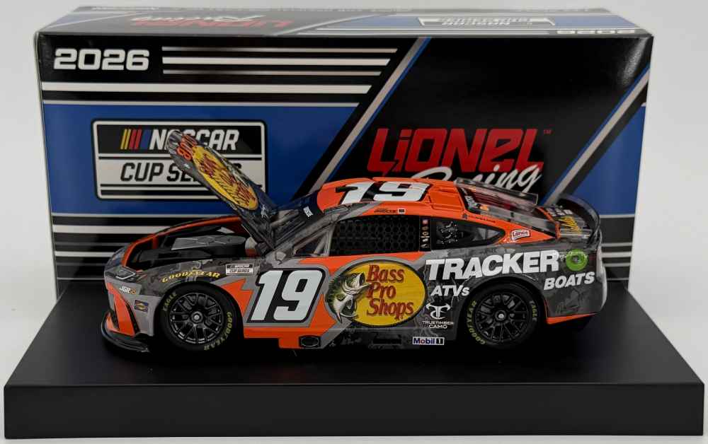 Chase Briscoe 2026 Lionel #19 Bass Pro Shops NEXT GEN Toyota Camry 1/24 - Image 2