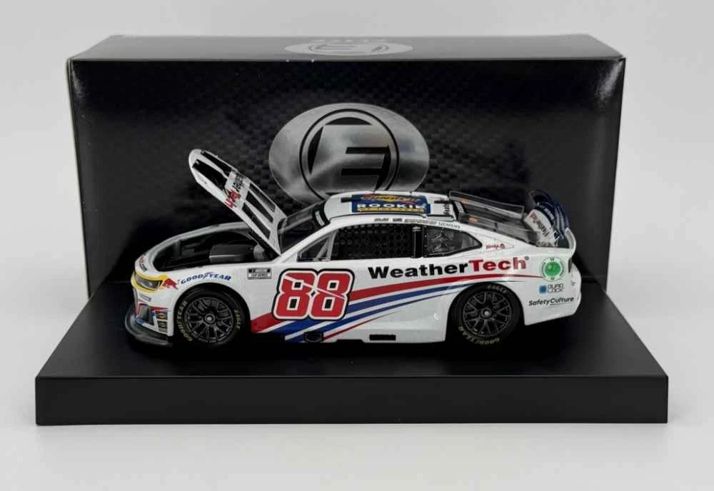 Shane Van Gisbergen 2025 Lionel #88 WeatherTech Rookie of the Year ELITE 1/24 - Image 2